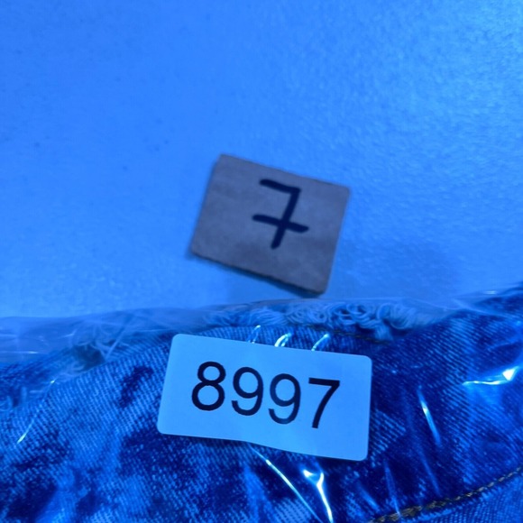 Thrill Jean Jacket Women XL Denim Fringe Distressed Crop Fringe I'm Hungry Skull - Picture 10 of 10